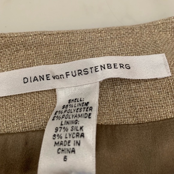 Diane von Furstenberg beige/gold shimmer jacket 6 - Picture 5 of 7